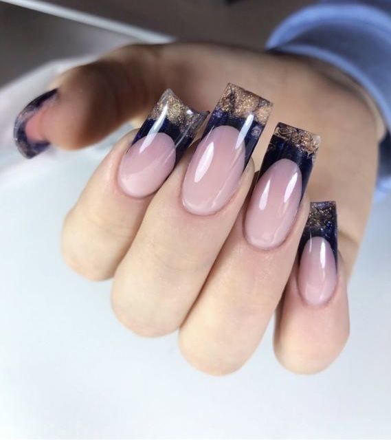 Маникюр и педикюр