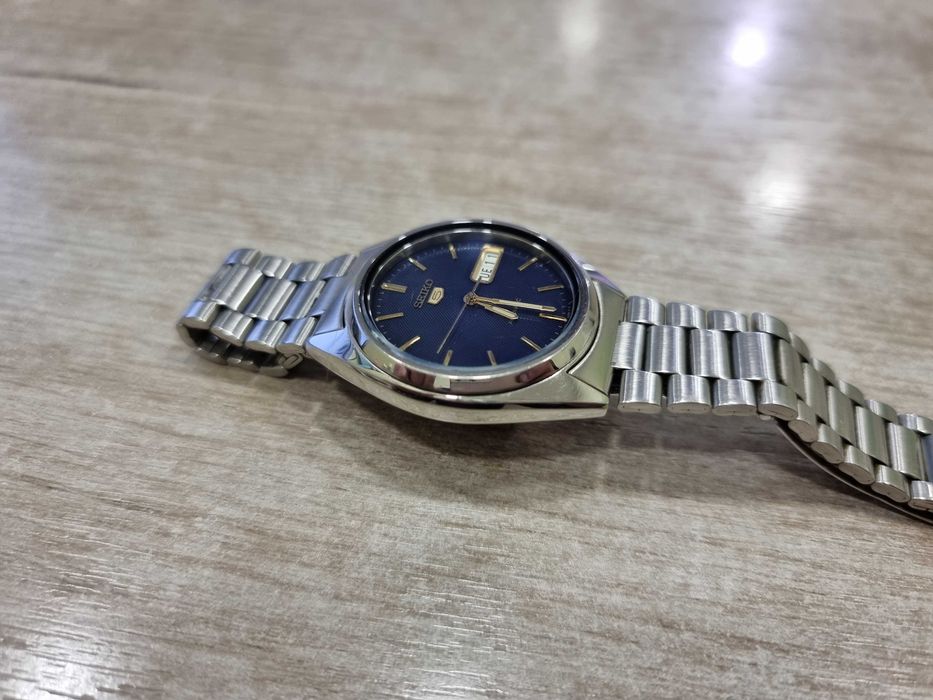 Часовник Seiko 5