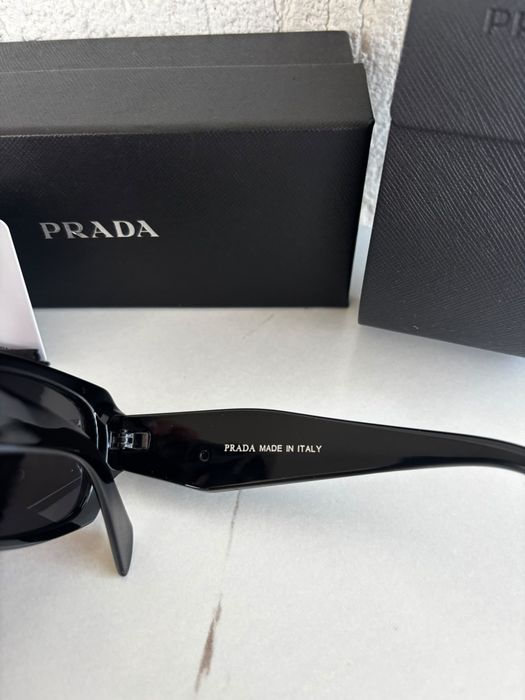Ochelari Prada-Cadou Perfect-Noi-Urgent