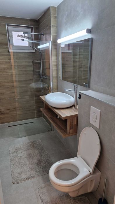 Dau in chirie apartament doua camere zona Marul de Aur