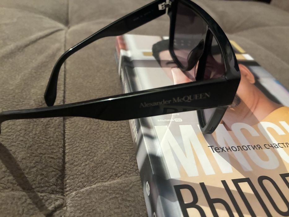 Продам очки Alexander McQWEEN