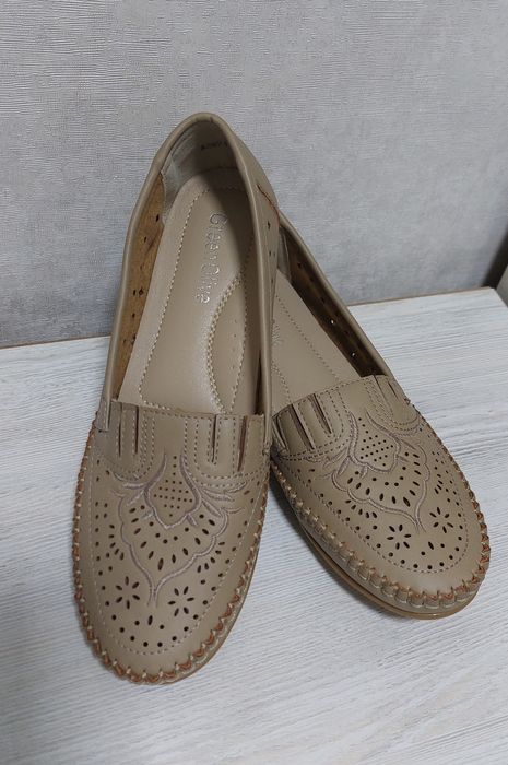 Женская   обувь   .