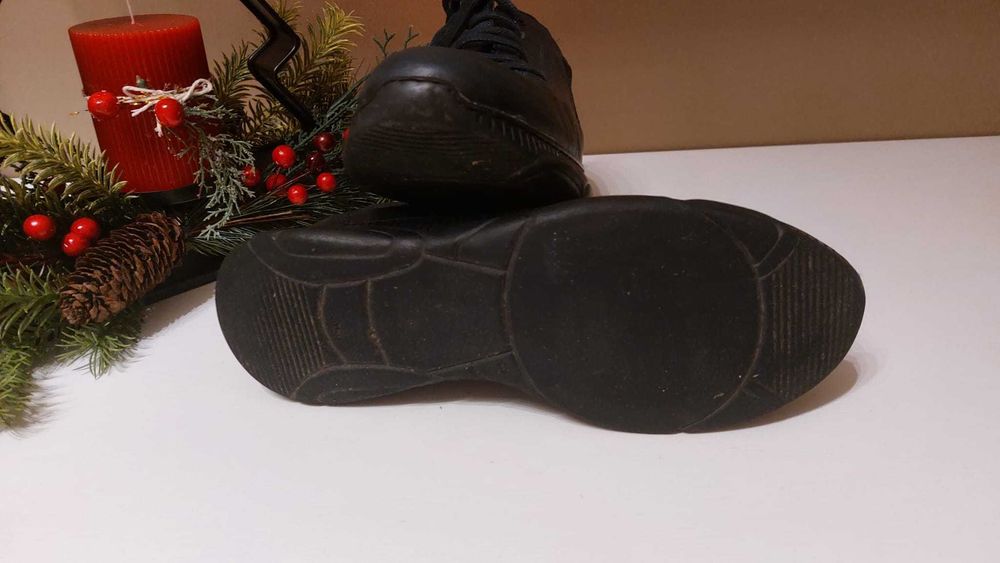 Ghete piele naturală nr. 41 marca Benvenuti