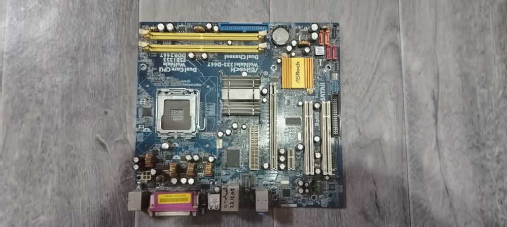Материнка ASRock на DDR2 сокет 775