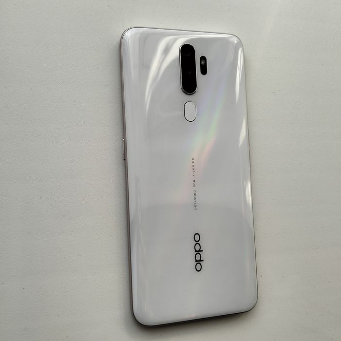 Продам телефон OPPO A5