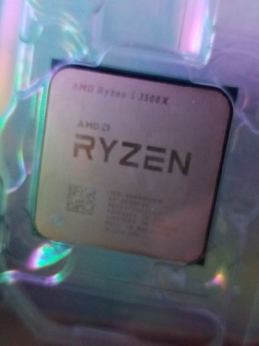 Ryzen 5 3500X - Aproape nou