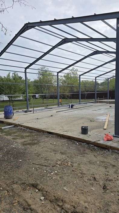 Vand hale structuri metalice diferite dimensiuni