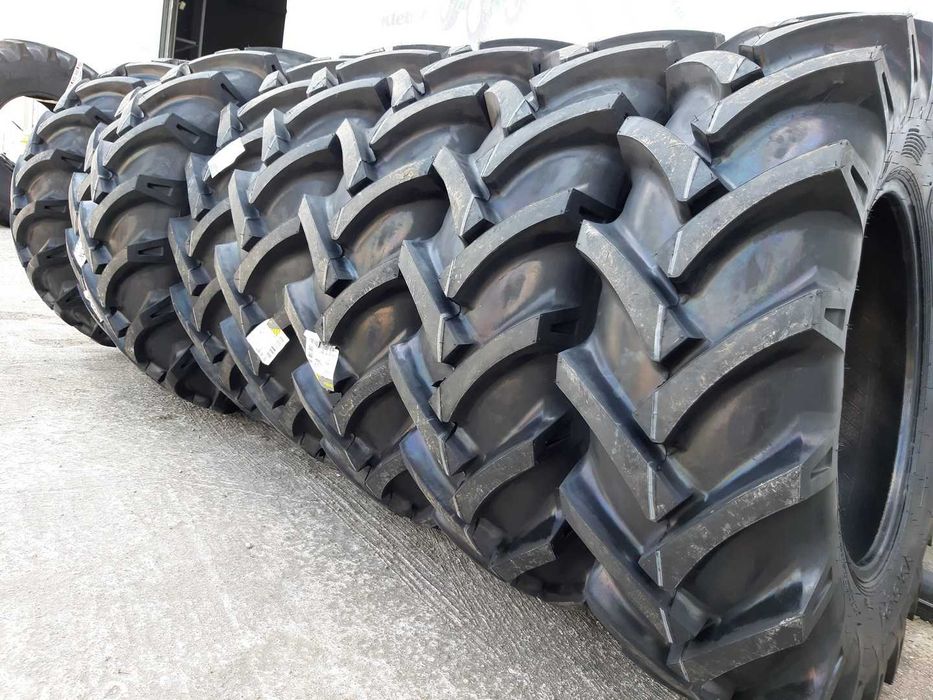 Cauciucuri noi cu 8 pliuri 12.4-24 marca OZKA cu garantie
