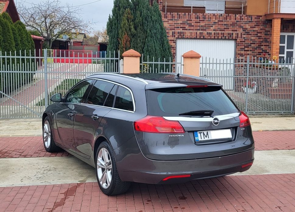 Opel insignia 2.0 Diesel 130 cp an 2013 euro 5