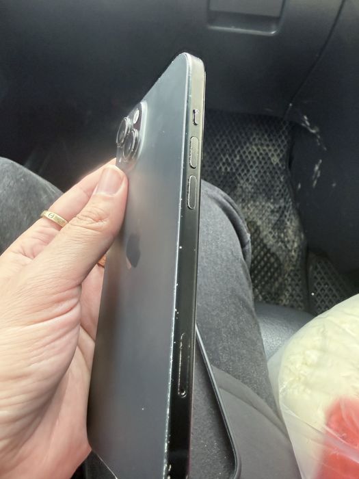 Продам айфон 15 черный цвет