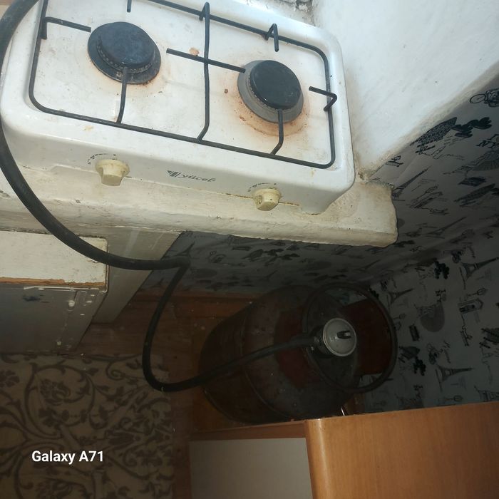 Продам плиту с газовый баллон