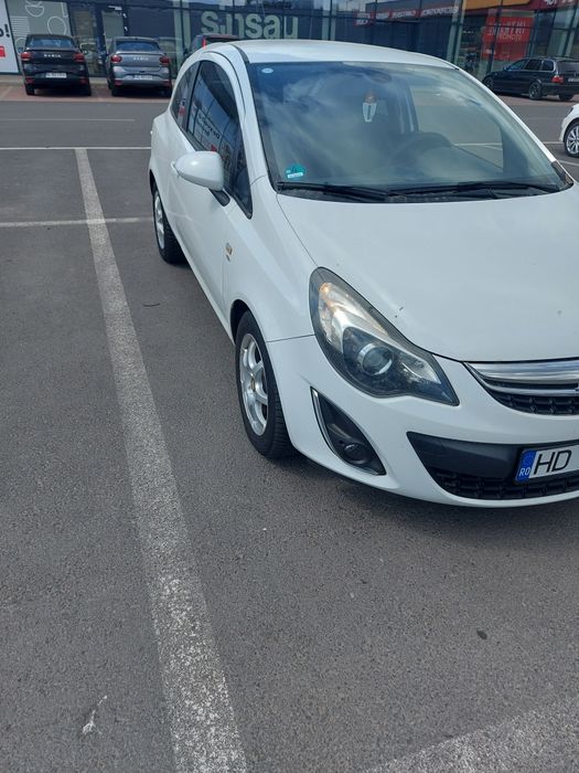 Opel Corsa D  2011