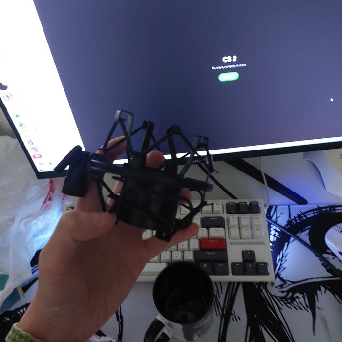 Паук-держатель для микрофона