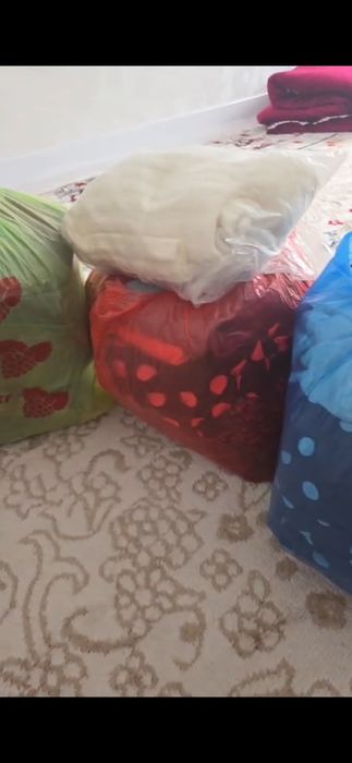 Киімдер арзанға.