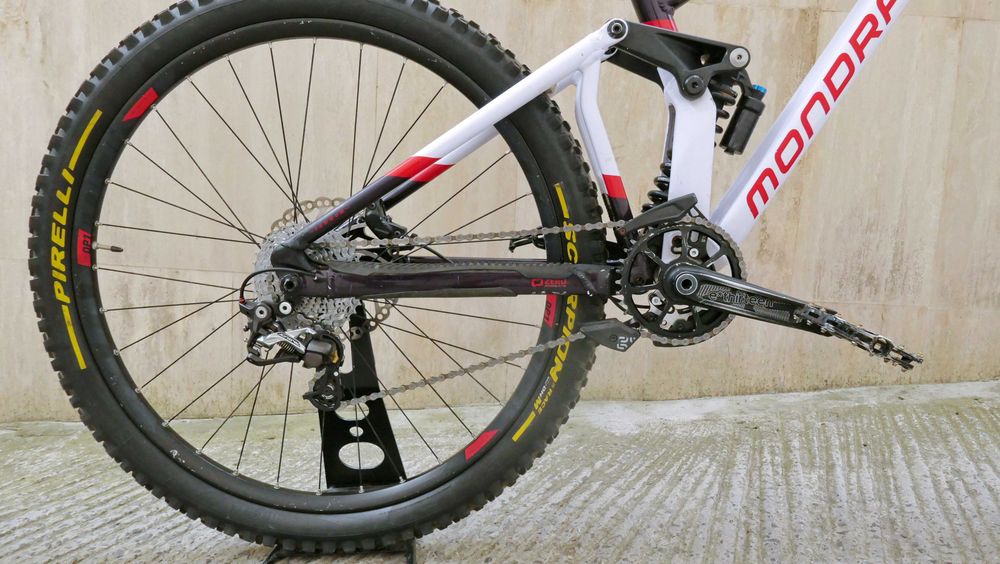 Mondraker Summum 29, DH, S, 29 цола, BoXXer Select 200 мм, FOX Van RC, Shimano Saint, SRAM Code R