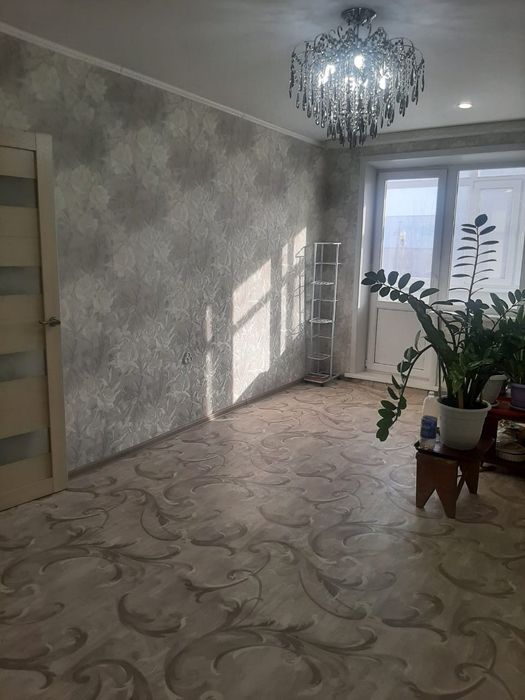 Продам 2 комн.кв, 2/6, 1992 года