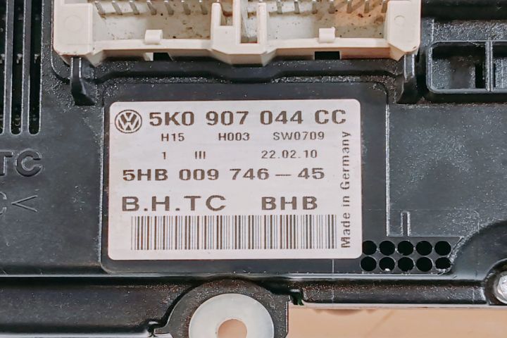 Panou clima 5K0907044CC Volkswagen VW Passat CC prima generatie