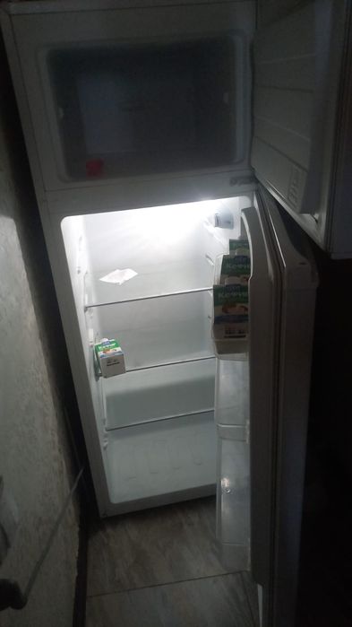 Продам хололильник