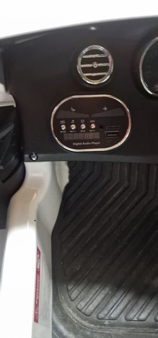 Детска кола Mercedez AMG