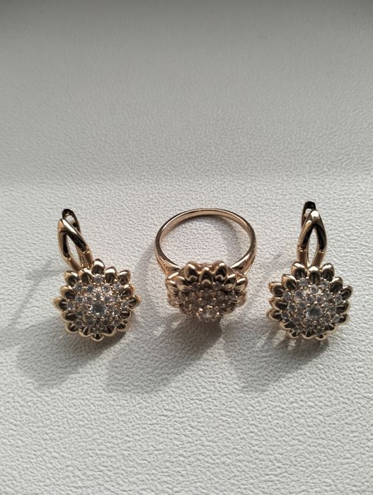 Продам набор бижутерия