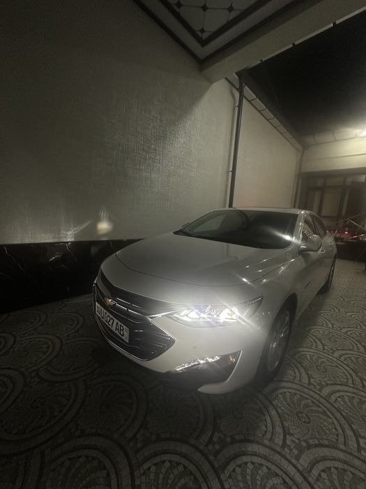 Malibu premier toza100% 35.000 probeg