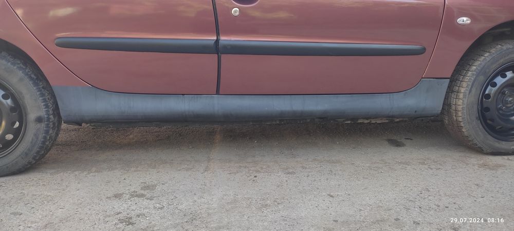 Продам Peugeot 206