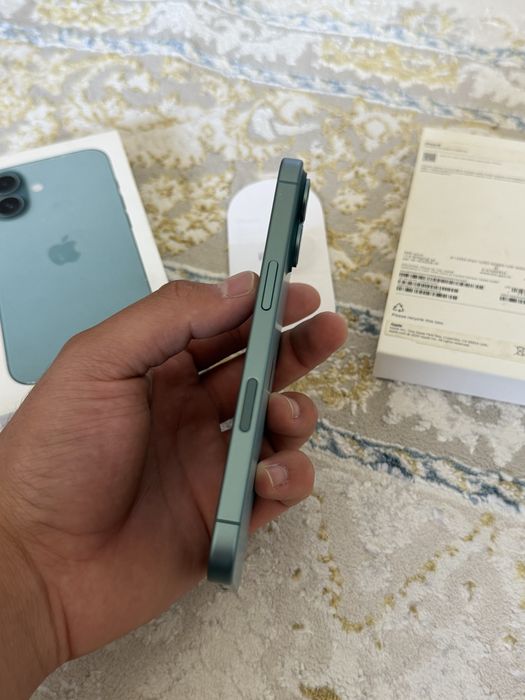 Айфон iPhone 16 256GB 90%