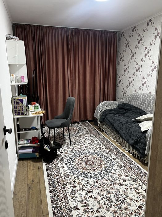 Продам 4 х комнатную квартиру