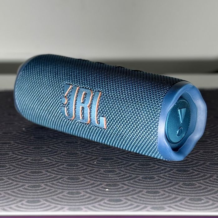 JBL flip 6 BLUE.