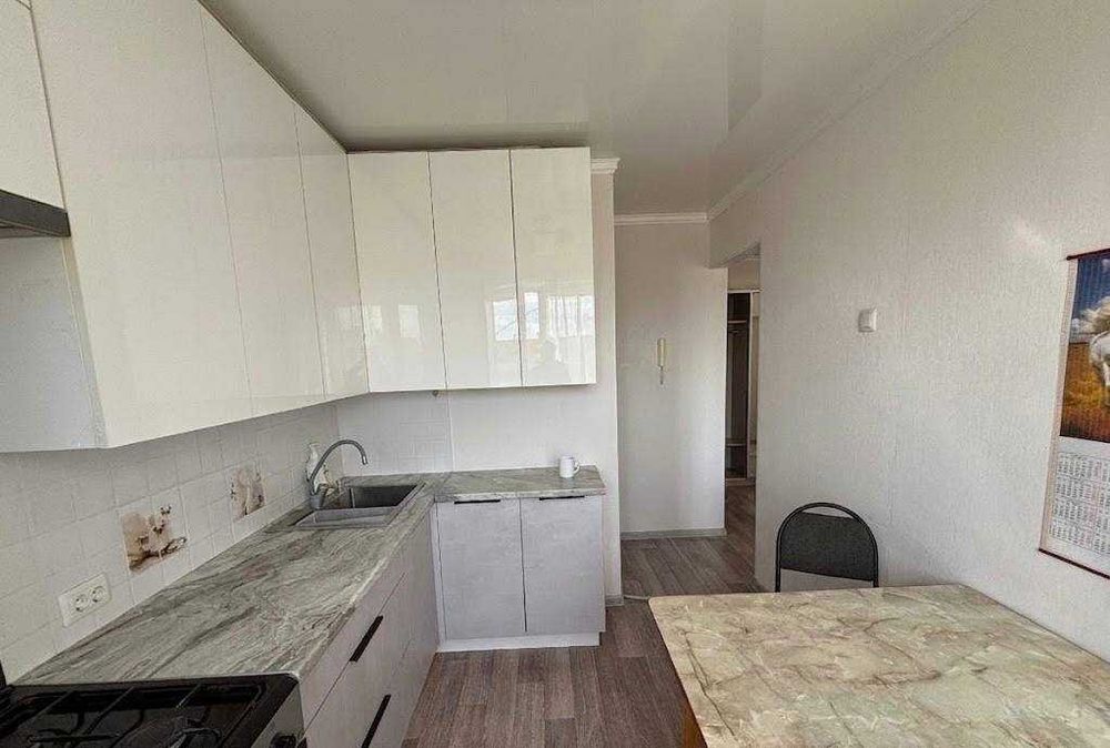 продам 3-х комнатную квартиру