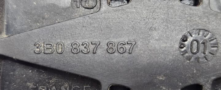 Broasca usa stanga spate  3B0837867 Volkswagen VW Passat B5.5 (faceli