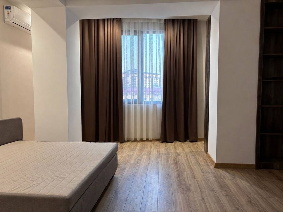 2 ком , Сайрам Ул. ЖК " ECO Smart " . С ремонтом 72 кв.м