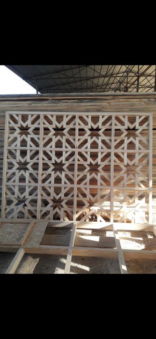 столярный цех. изделия из дерева.