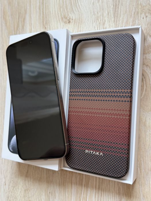 Iphone 15 pro max 256 mb