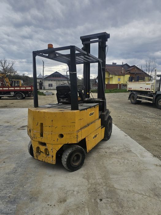 Vand  motostivuitor Fiat OM 7tone electric pe baterii