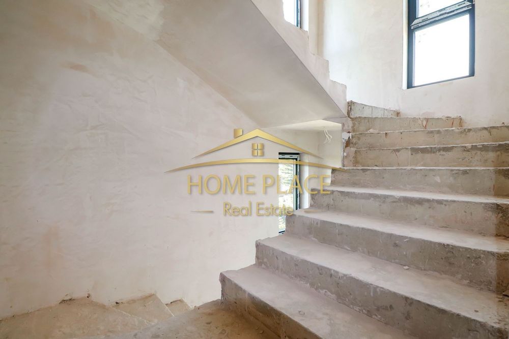 Продава се Тристаен апартамент в Варна, м-т Траката - 102 кв.м за 3344 €/кв.м - Снимка #8