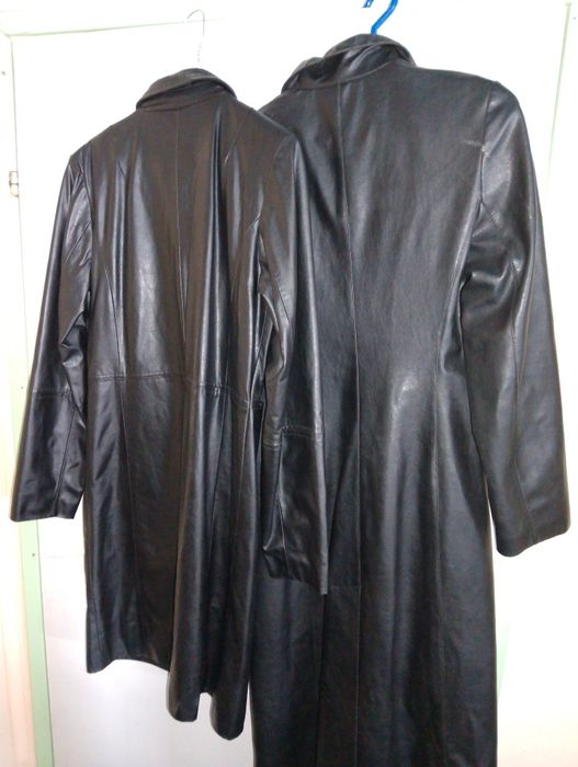 Дамско кожено манто