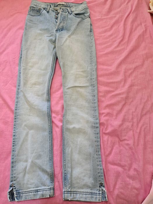 Дамска мода-дънки,панталони