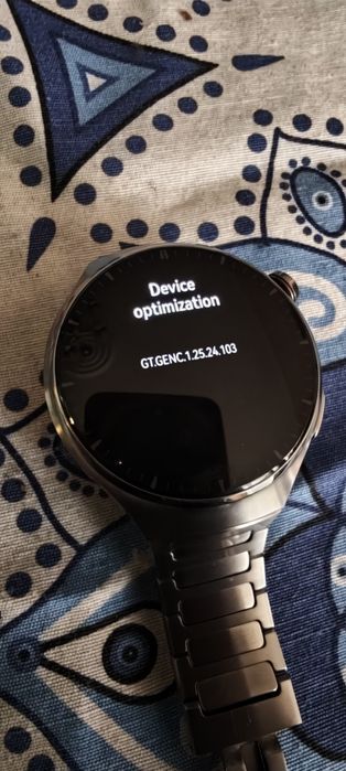 Продавам Huawei Watch 4 Pro