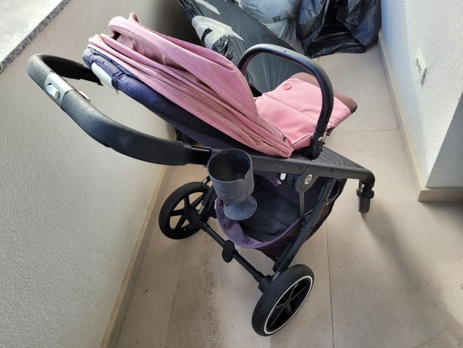 Carucior Cybex  3 in 1 + Izofix mașina pentru scoica