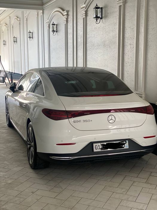 Mercedes Benz EQE 350+