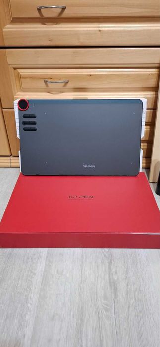Графичен таблет XPPen Deco 03 – отлично състояние, пълен комплект + 2бр защитно фолио