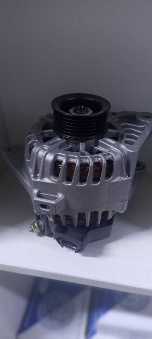 Генератор новый на Toyota 1GR