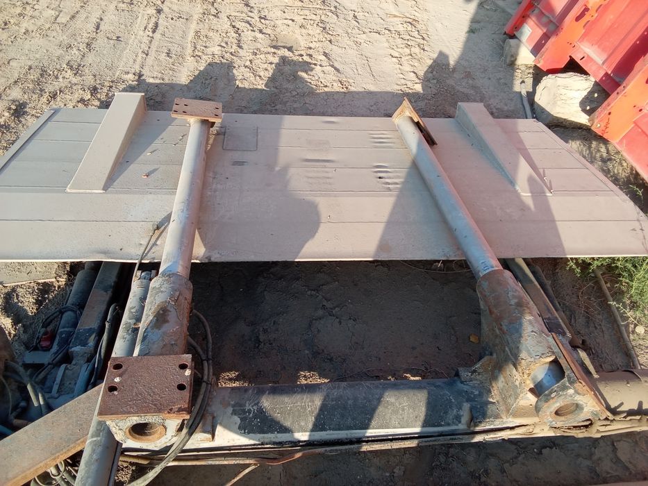 Gidrobort sotiladi 1.5tonnalik