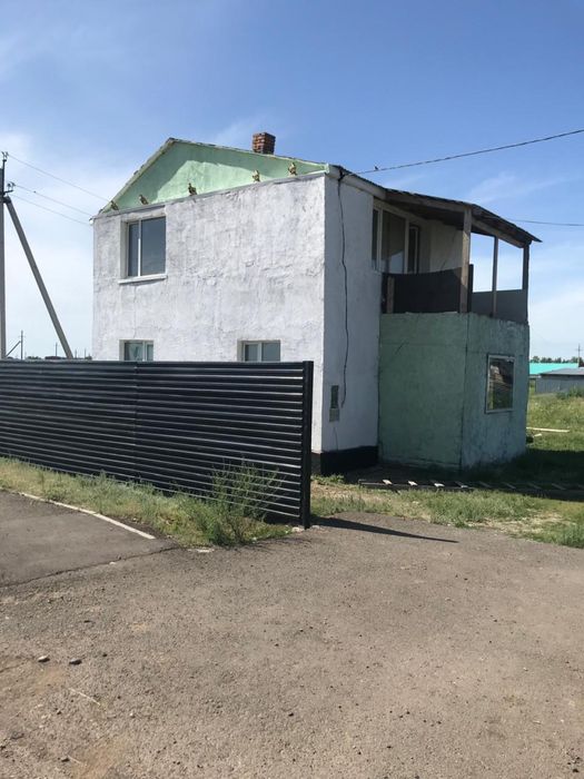 Продам дом (коттедж)