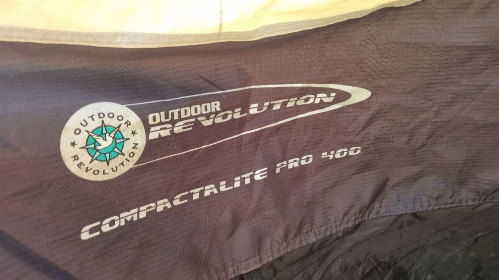 Cort Partial Rulota Outdoor Revolution Compactalite Pro 400, Cadru metal rezistent