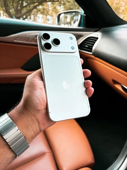 Продам iPhone 17 Pro Max 256GB Silver. 100%AKB 9 ЦП