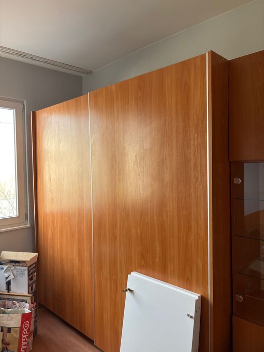 Два гардероба- лично вземане