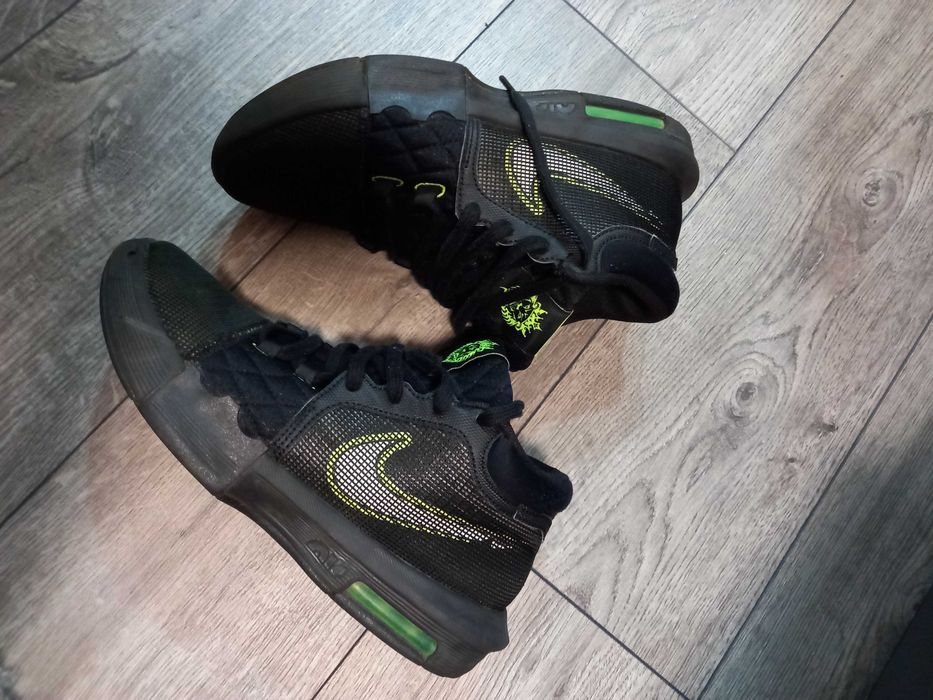 Мъжки маратонки марка Nike