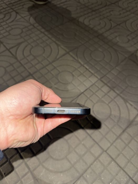 Айфон 16, на 128гб